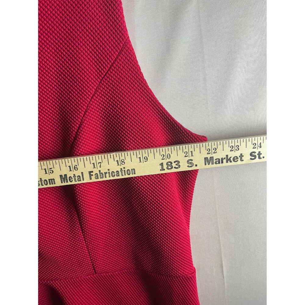 Torrid Red Textured Pique V-Neck Skater Dress Plus Size 3 Sleeveless Fit & Flare - Picture 4 of 8